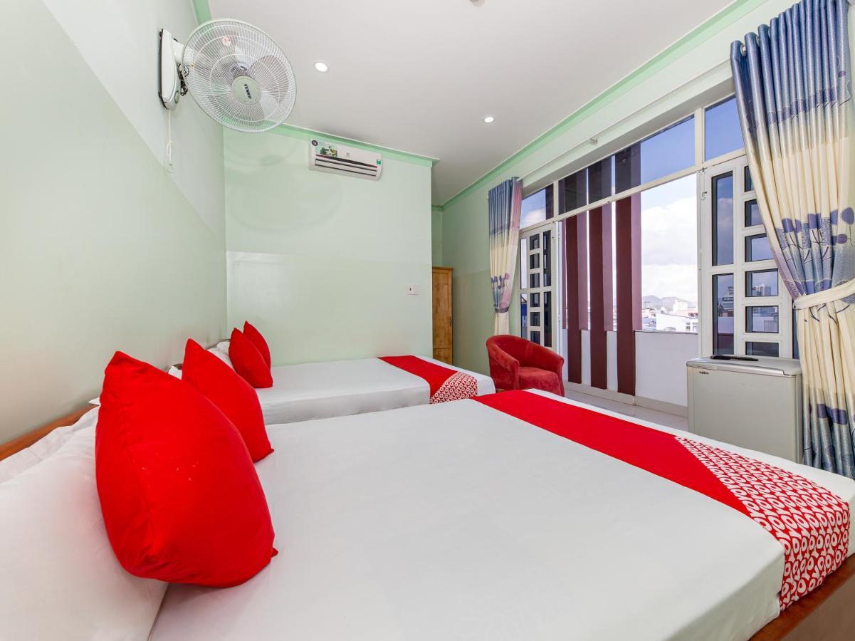 Oyo 898 Phuong Thao Hotel Nha Trang Exterior photo